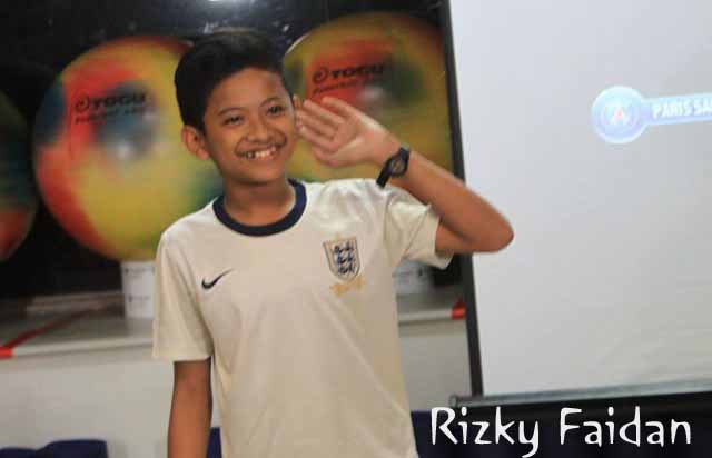 Rizky Faidan: Sang Juara Turnamen Nasional PES 2016